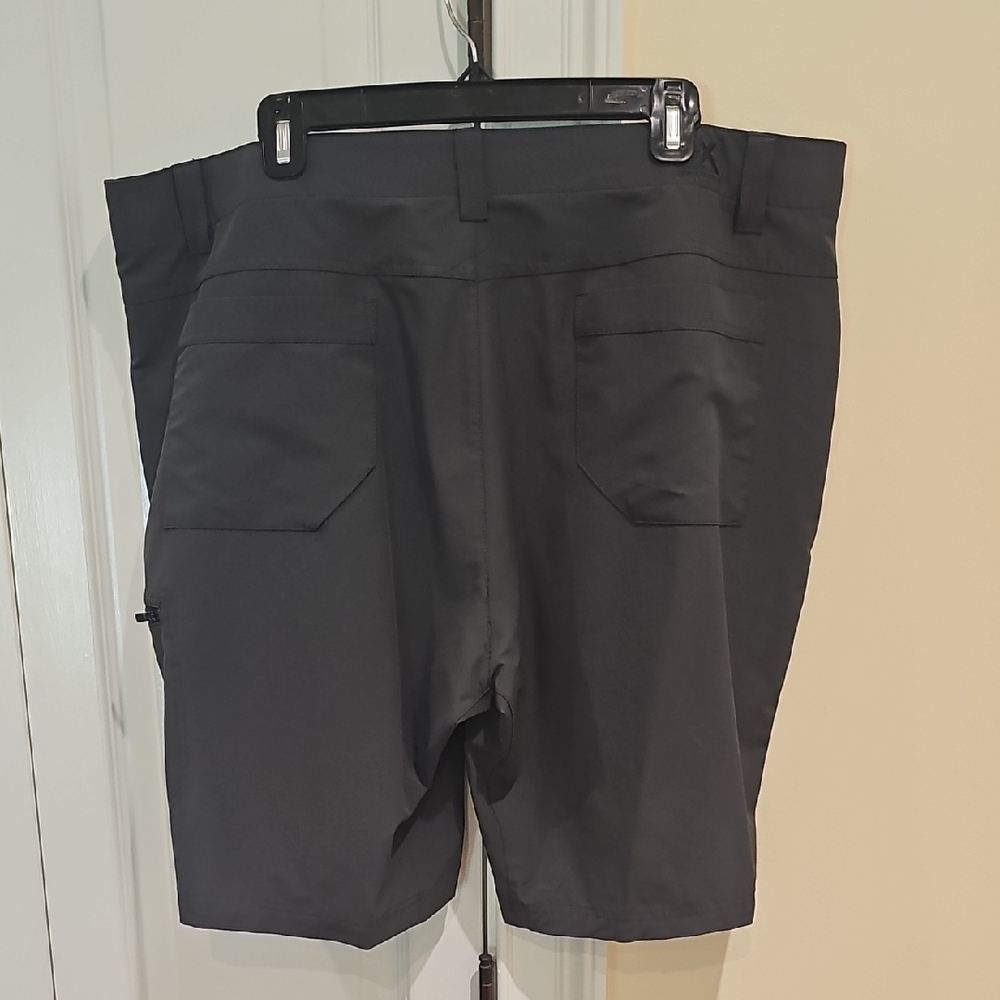 ZeroXposur Men'sGray Shorts Size 38 - Picture 2 of 5